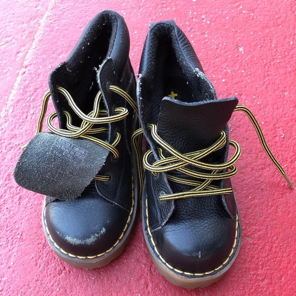 boys dr martin shoes